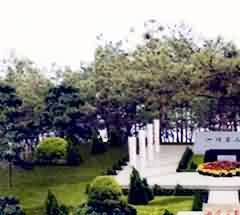 雙鳳紀(jì)念園 現(xiàn)代殯葬文化的和諧典范